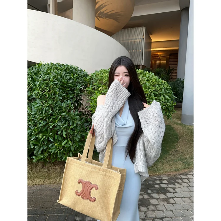 大学生女子が選ぶ「感のあるカーディガン」は、どうやって決める？