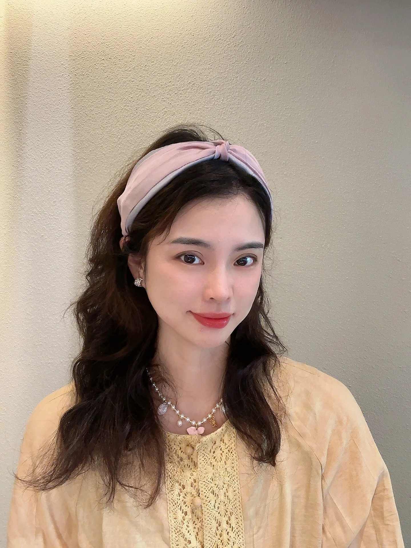 かっこいいウルフカット結びの女性向けヘアバンド【紫】