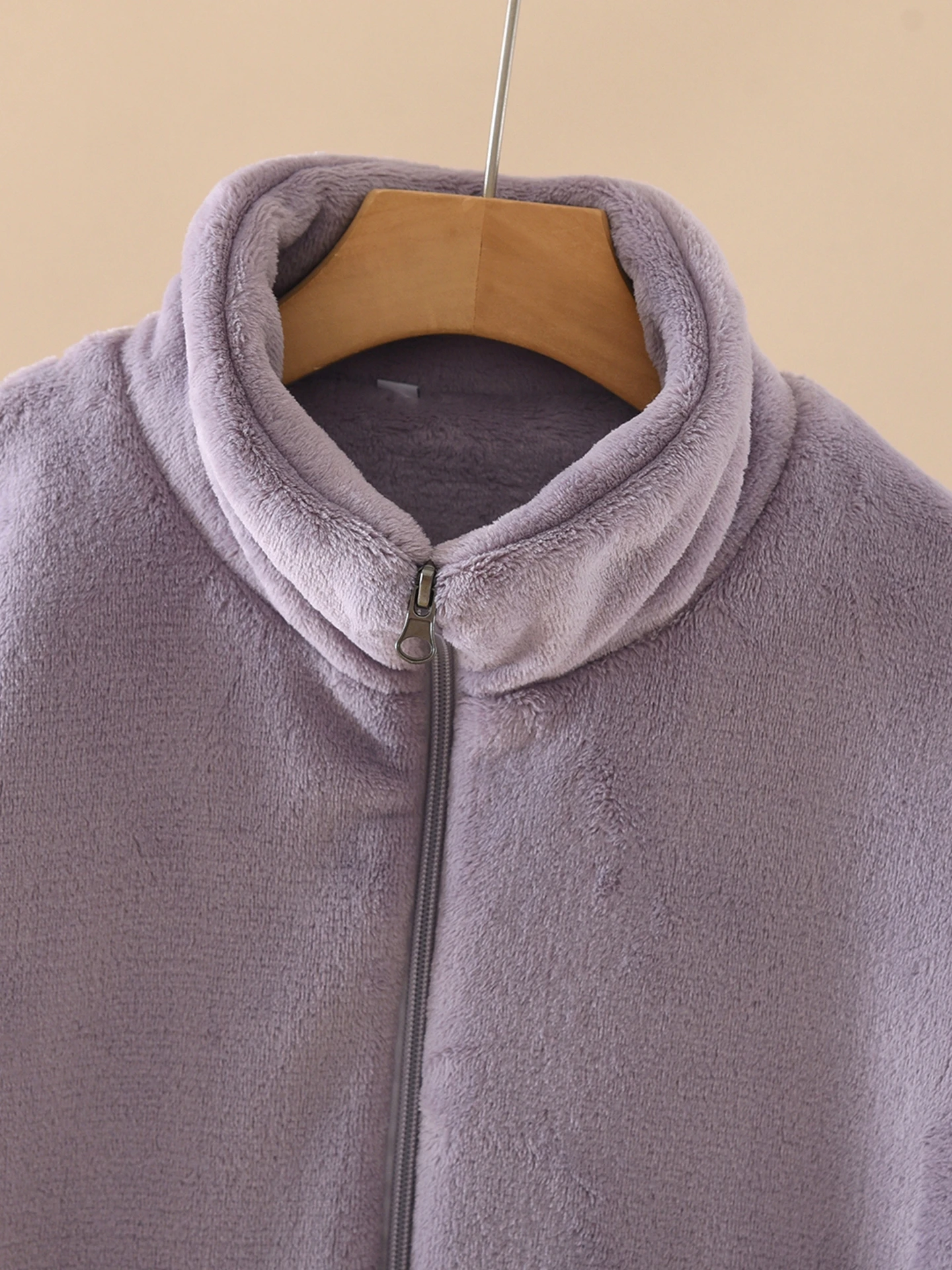 冬の服選びで迷うなら、この1着で解決できる？フランネルパジャマの本当の価値とは