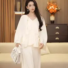 洗練されたデザイン！秋用シフォン素材のプリーツ2点セット（セットアップ対応）