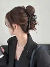 高級感あるブラックのシュシュ【簡潔デザイン・大きめサイズ・髪留め】