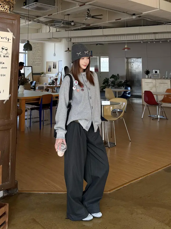 クラシックストライプデザインのウエストリボン入りワイドパンツ【レディース・ロング丈・トレンドスタイル】（セットアップ対応）