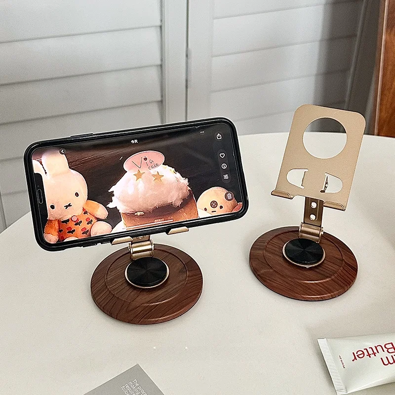 高級感あるヴィンテージ風木目調スマホスタンド：360度回転でデスクでの撮影を可能に
