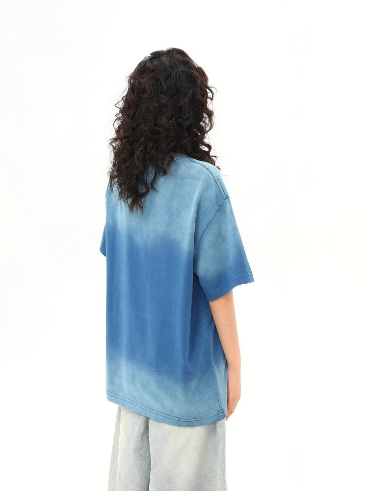 色褪せたtシャツの実態：アメリカンスタイルビンテージウォッシュグラデーションTシャツの特性と使用ガイド