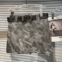 春季新作のグラデーションレザーコートとスタッズウエストベルト付きミニスカート（セットアップ対応）