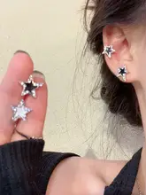 不対称星型ジルコニアピアス【高級感・気品】