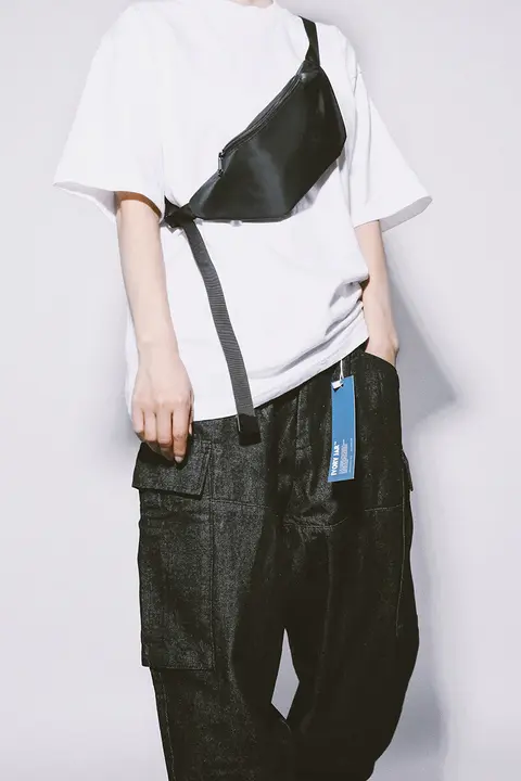 おしゃれなショルダーバッグ【ミニサイズ・カジュアル・男女兼用・ストリートスタイル】