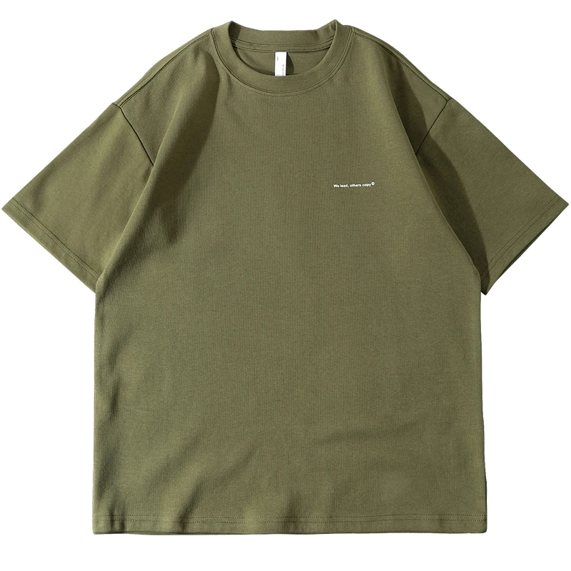 ジャケットとTシャツの組み合わせでダサくならない方法は？アメリカンレトロ風のミリタリーグリーンTシャツが解決する