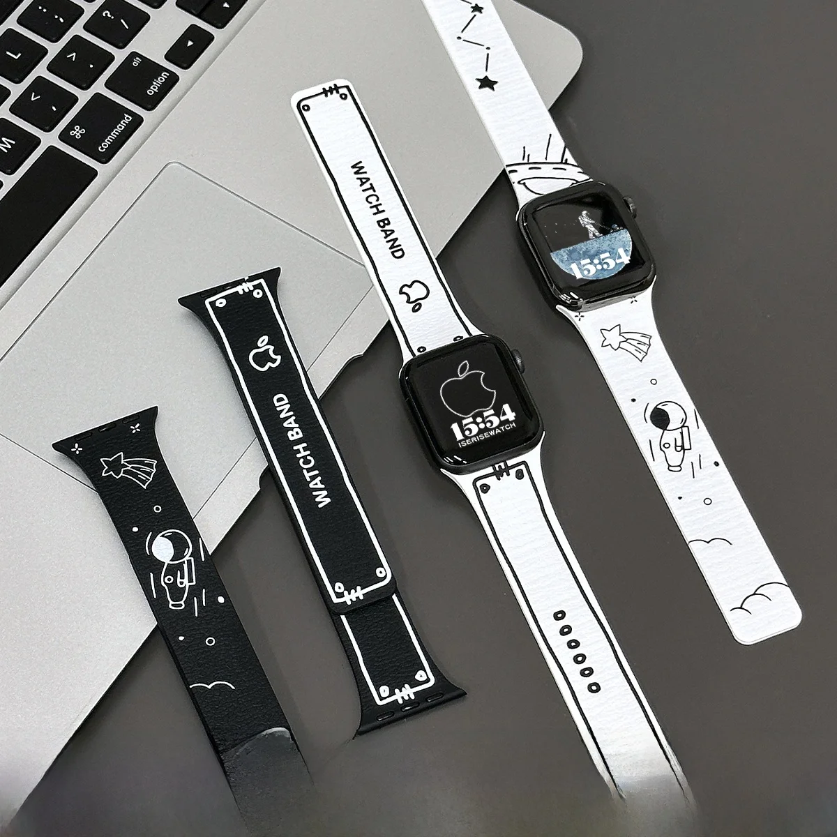 Apple Watch Line と DCWatch を選ぶなら、アニメ風のシリコンバンドが本当の「スタイルの起点」？