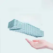 軽量デザインの折りたたみキャンプマット【防湿・テント用】