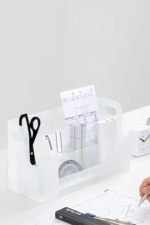 シンプルデザインのデスク収納ボックス【文房具・化粧品用・仕切り付き】