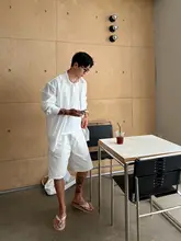 シンプルな無地デザインの長袖シャツ【ブルー・メンズ・ワイドシルエット】