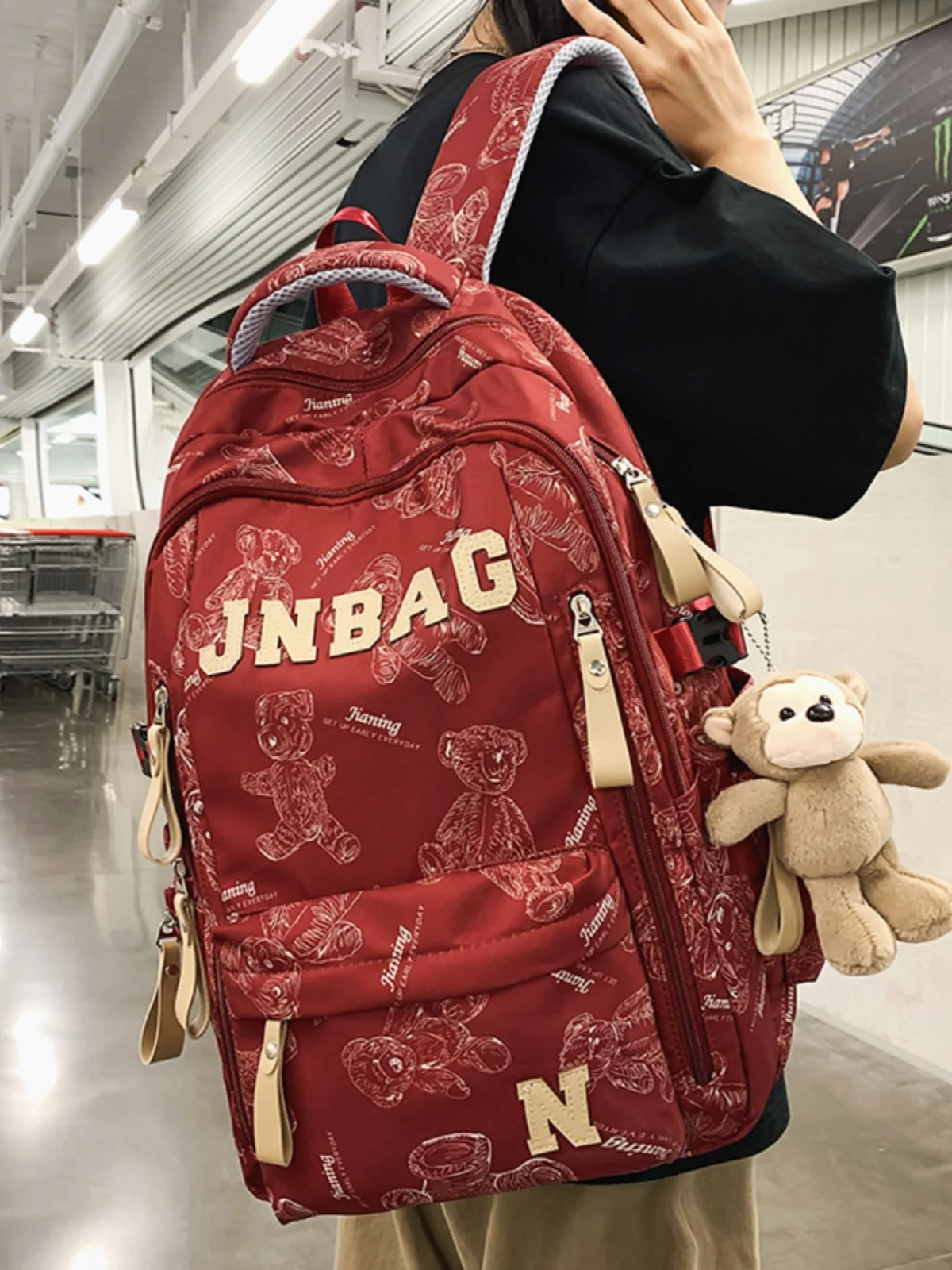 15インチリュックは本当に軽いのか？大学生・旅行・通勤で使える「カジュアルすぎない」おすすめモデルとは？