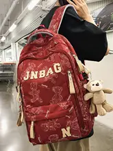 軽量デザインのリュックサック【大学生向け・カジュアルスタイル・旅行用】