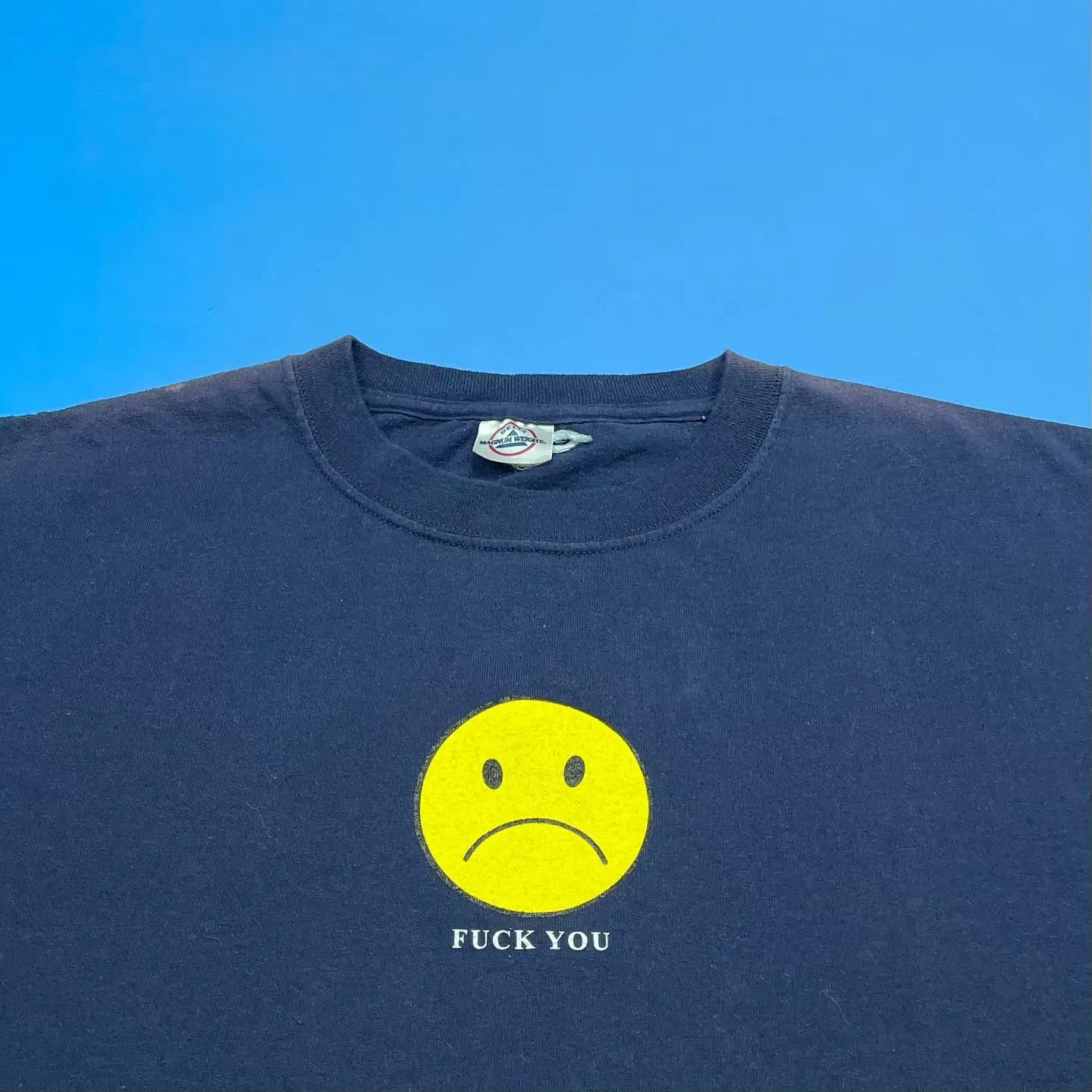 デザイン性のあるTシャツをどう選ぶ？透湿・肩デザインで夏のカジュアルを一気にレベルアップ
