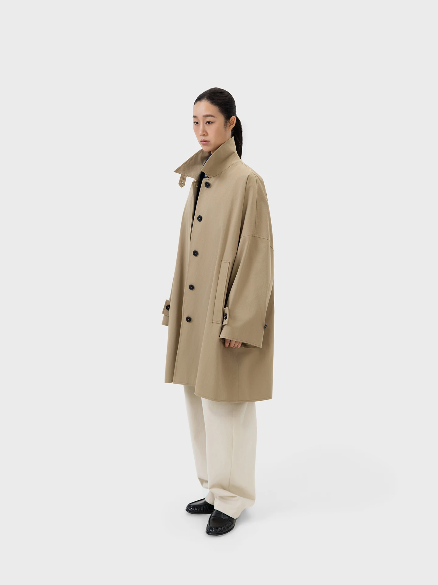 11月のキャンプで寒さに負けない服装は？コートの着る時期を知れば、冬の準備もスムーズに