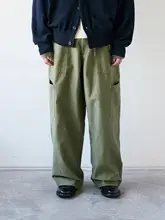ウォッシュ加工のレトロホワイトサテン生地工事パンツ【ウエスト調整可能・ゆったりスタイル】（セットアップ対応）