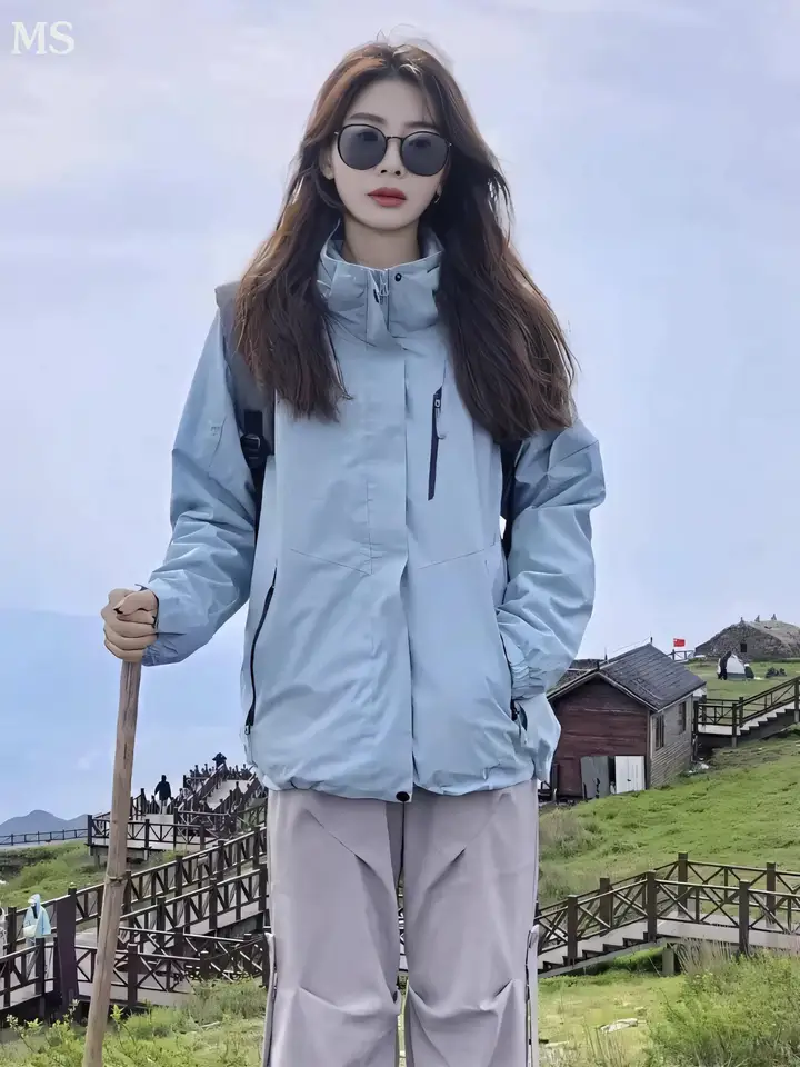 紫色の三合一レディースアウトドアジャケット【春秋用・スキー・登山対応】（セットアップ対応）