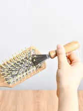 気圧クッションブラシ用クリーナー【毛取り・マッサージ機能】