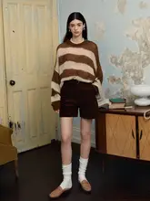 カフェ色のレトロなハイウエストコーデュロイショートパンツ【アメリカンスタイル・ルーズフィ  ット・秋冬用】