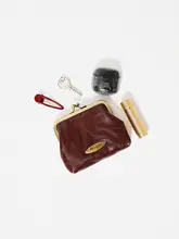 レトロデザインの牛皮口金ポーチ【春夏用・カードポケット付き】