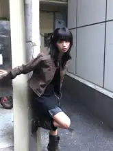 レディース春用PUレザーライダースジャケット【ショートデザイン・スタンドカラー・フィット感あり】
