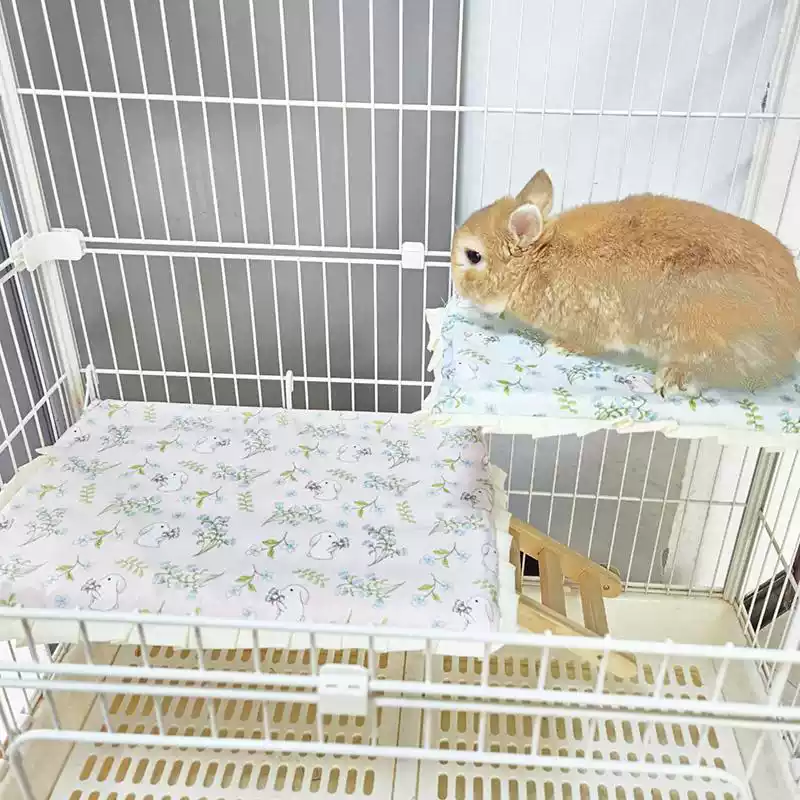 小動物用の鉄製プラットフォーム【ウサギとモルモット対応・二段式・吊り下げ設計】
