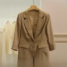 洗練されたデザイン！一粒ボタンの五分袖ジャケット【女性用・スタイリッシュ】