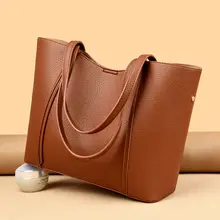 本革製の大容量通勤トートバッグ【女性用・ショルダーバッグ】