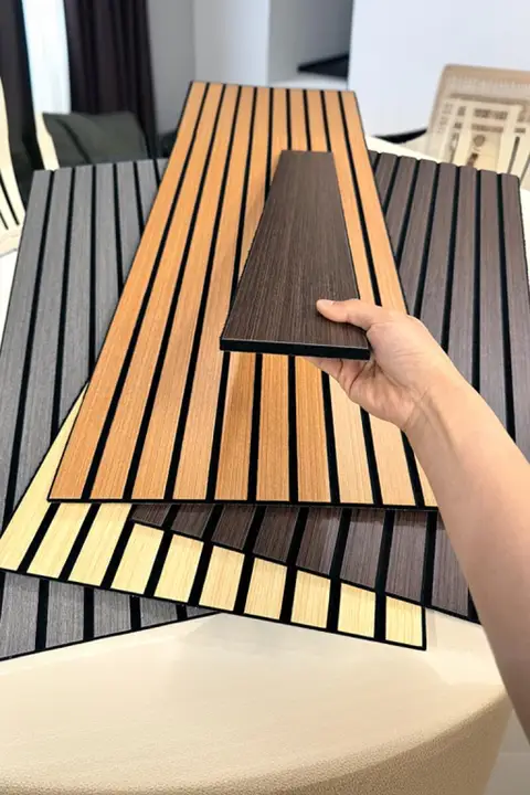 自粘式木製グリッドテレビ背景板【立体デザイン・天然木ストライプ・壁面装飾用】
