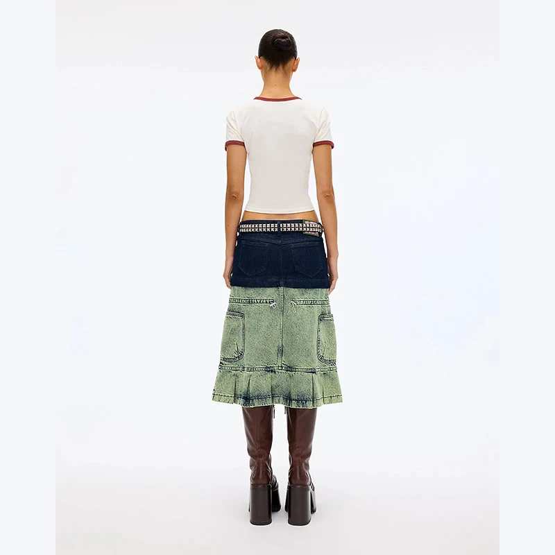 Y2Kファッションの心を動かす1枚は、どんなTシャツ？