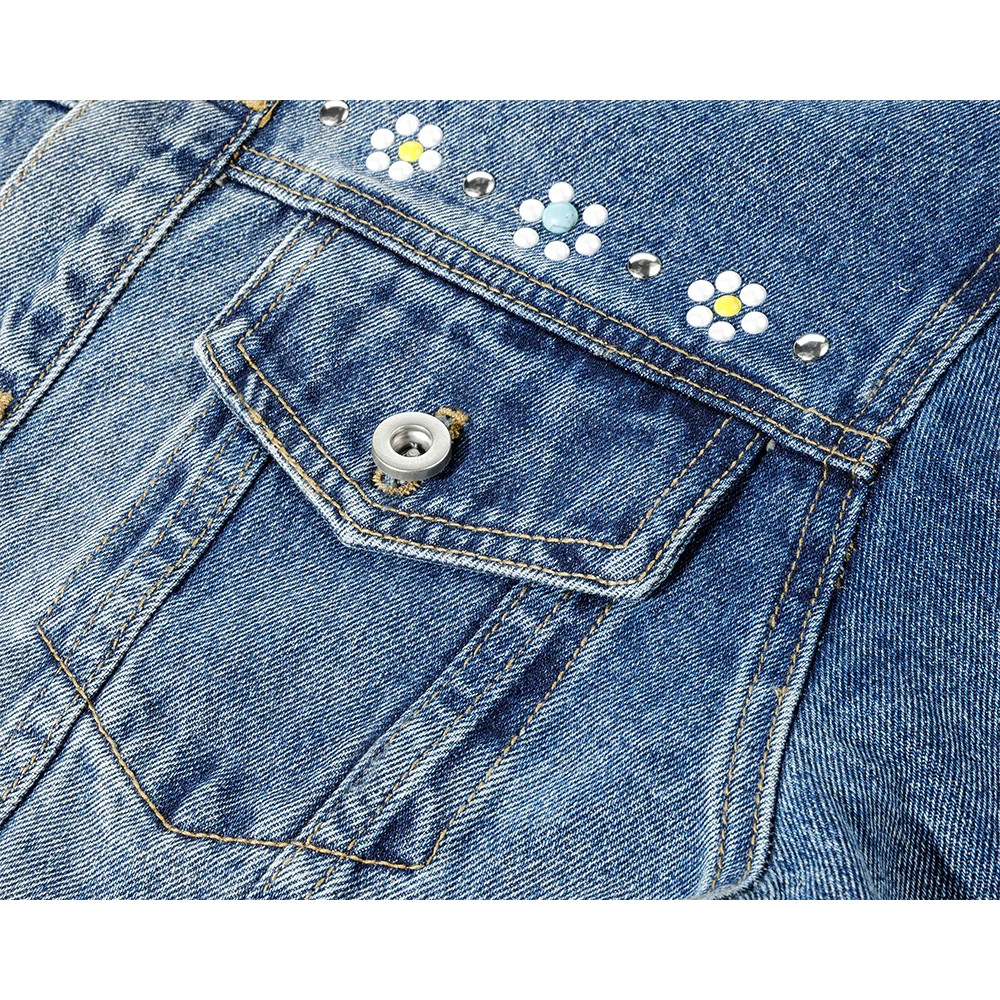 デザイン性の高い刺繍入りデニムジャケット【レトロ風・早秋用・長袖】