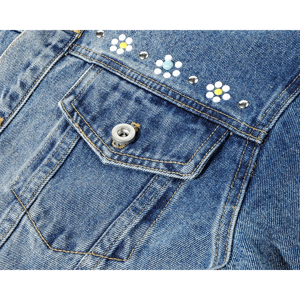 デザイン性の高い刺繍入りデニムジャケット【レトロ風・早秋用・長袖】