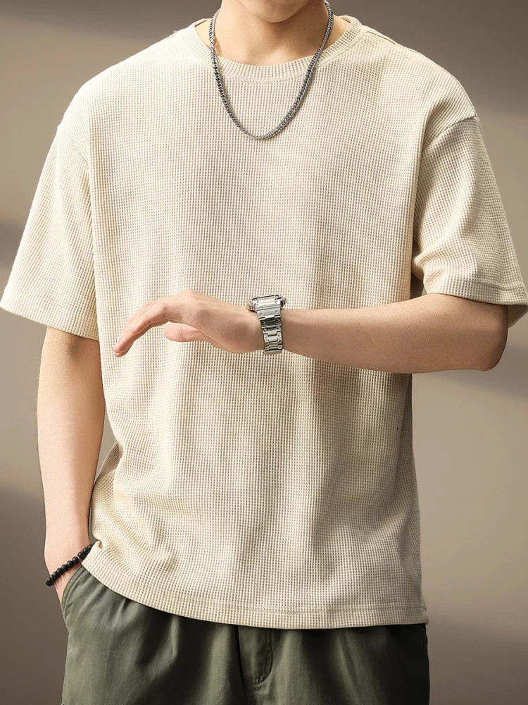 夏の日常に溶け込む、どうやってこのTシャツを選ぶべきか？