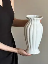 白色陶器の花瓶【リビング装飾用・生花向け・水栽培対応】