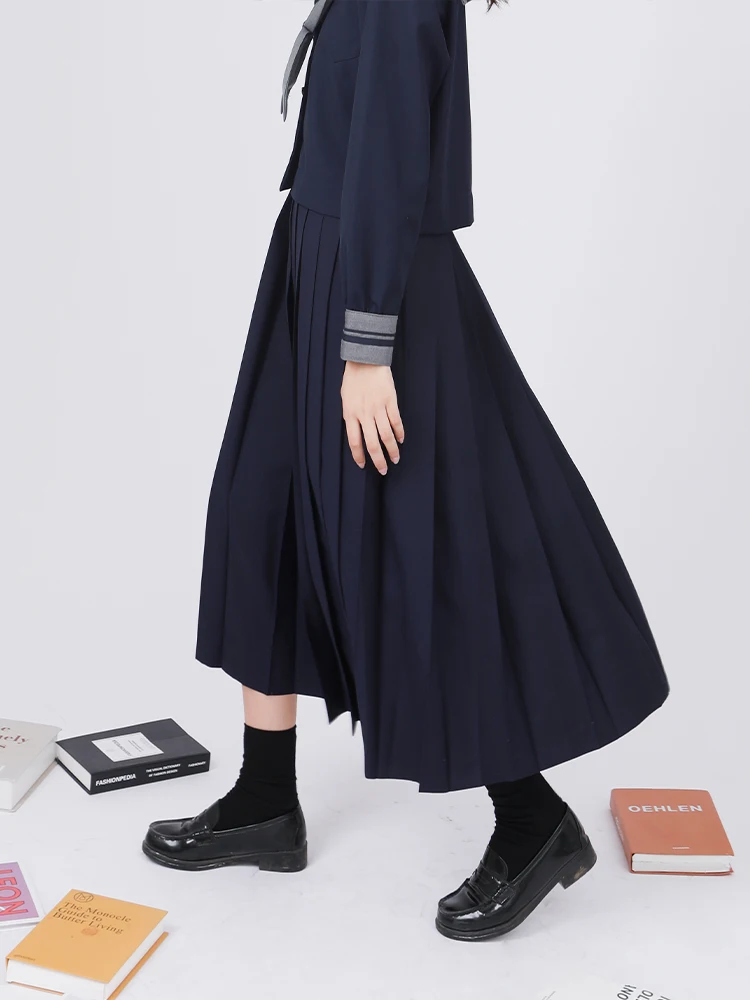 大人可愛い服 50代コーデの選び方｜モダールトップスで実現する安心感とスタイル