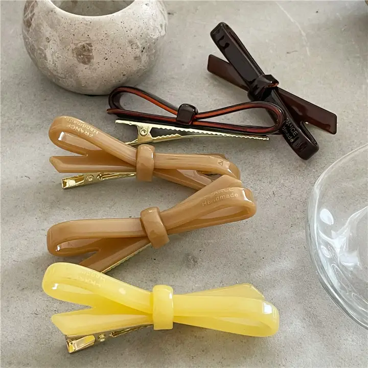 エレガントなアセテートリボンヘアクリップ【サイドバング・カエルクリップ・韓国スタイル】