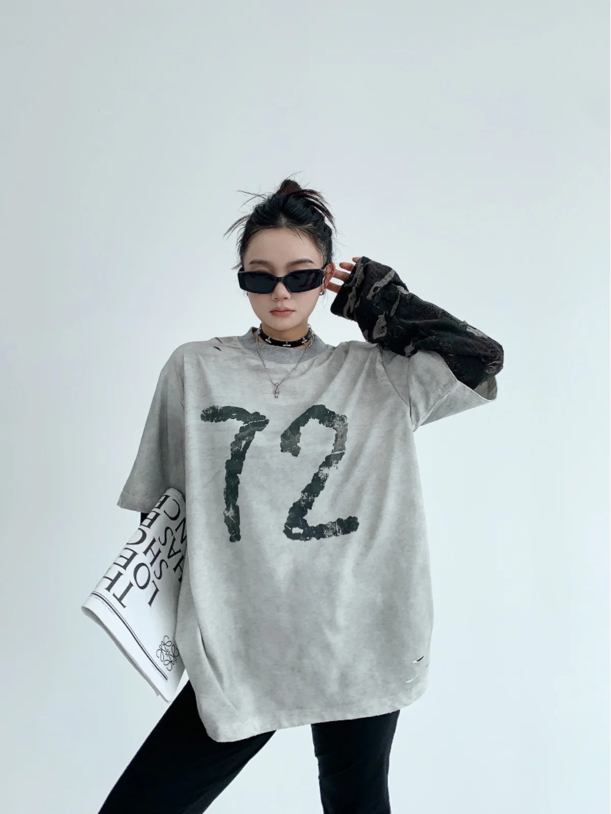 ジャケットとTシャツの組み合わせでダサくならない、そんな「ルーズフィットの美式風Tシャツ」は今、本当に必要なの？