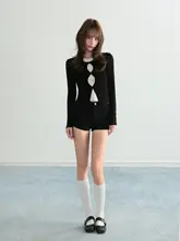 ドット柄長袖Tシャツ【ブラック・レイヤードデザイン・肌にフィット・秋向け】