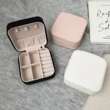 アクセサリーケース コンパクト 携帯便利 ピアス イヤリング 収納 レザー スエード シンプル 上品 インスタ映え 「chocho」