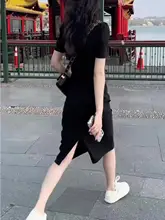 上品なデザインのブラックドレス【フィット感あり・夏用・シックな印象・ヘプバーンスタイル】