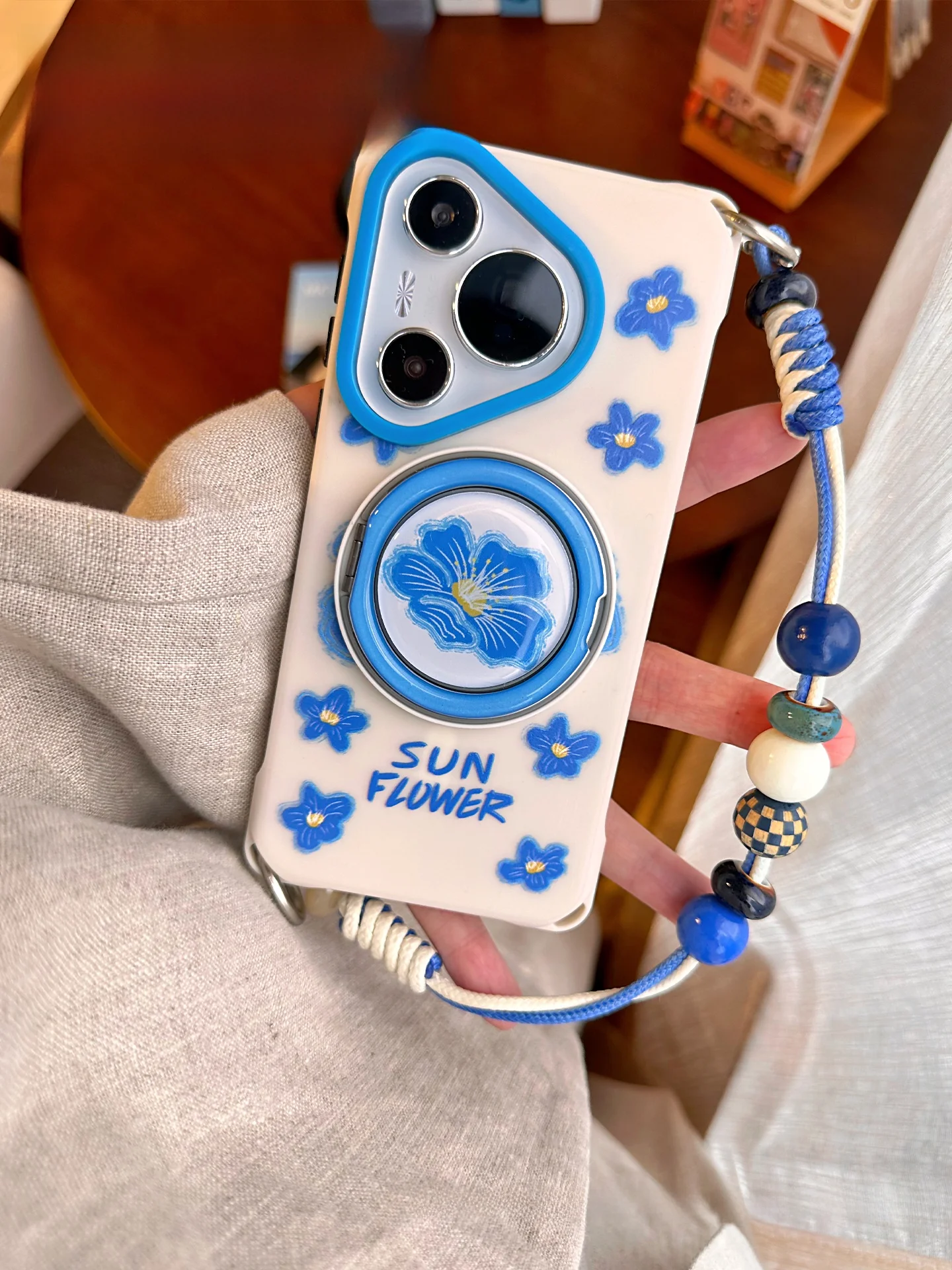 スマホケース ショルダー 全機種対応 どうやって選ぶか？360°回転磁気ホルダー付きの「盲壳」が解決するリアルな悩み