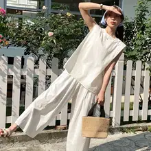 シンプルデザインの夏用ノースリーブシャツ【ラウンドネック・リラクシングフィット・トレンド】