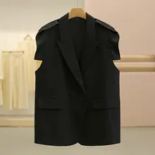 洗練されたデザインのダブルボタンジャケットベスト【春用・女性用・スーツスタイル】