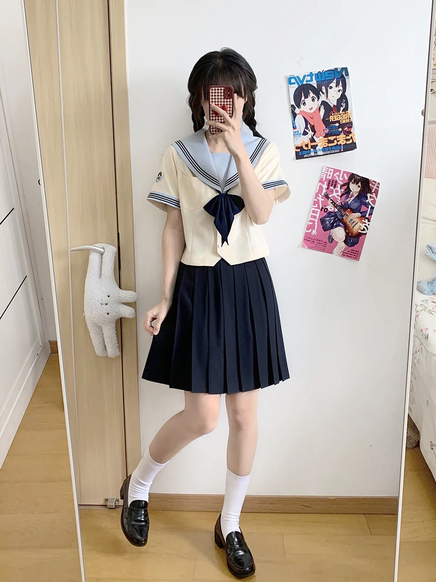 春コーデで迷う高校生に、今こそ選ぶべきアイテムは？