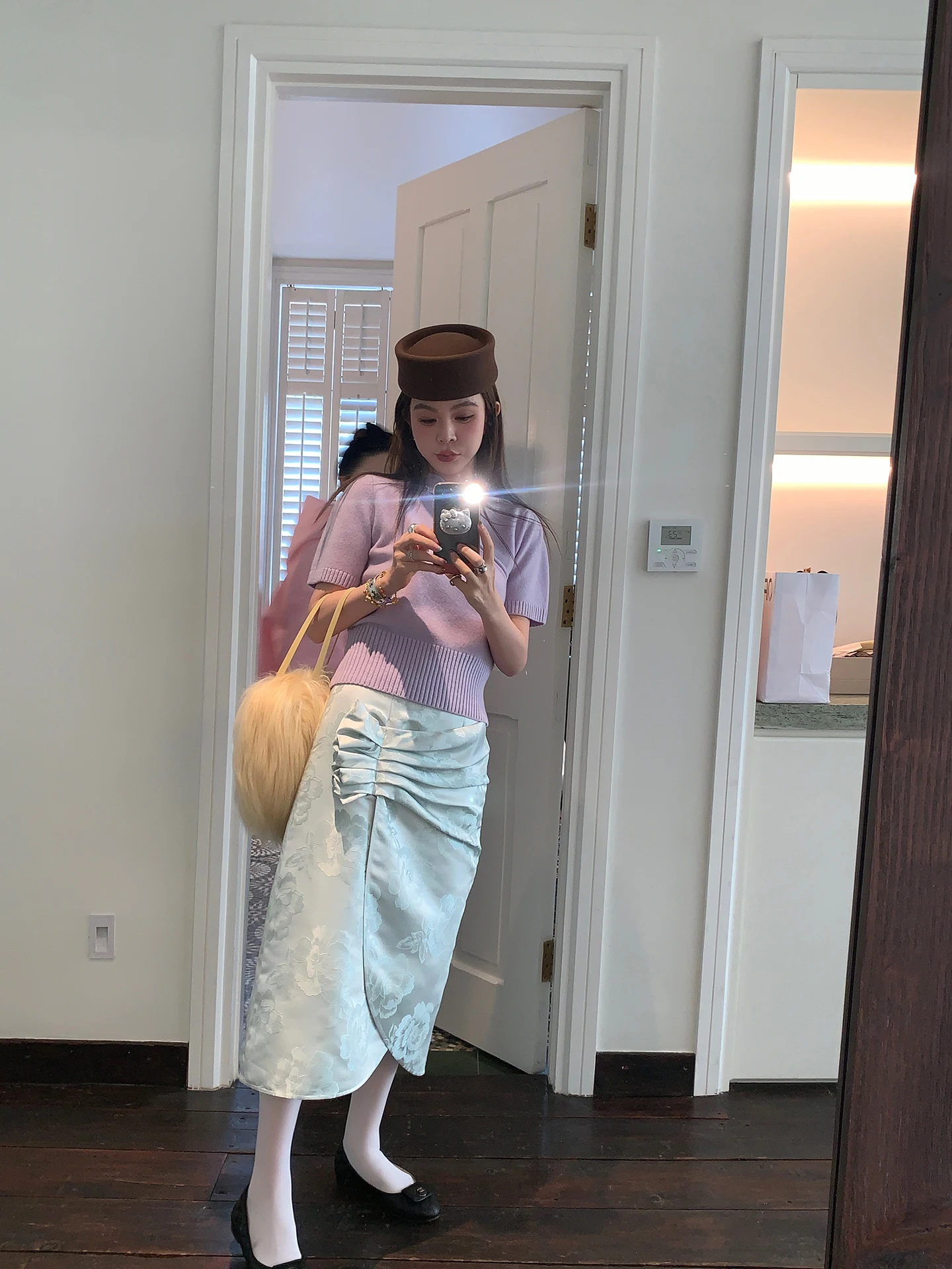 30代の春に着るべき「きれいめ」ファッションは？リネン風のミントグリーンスカートで解決！