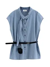 ストライプデザインのデニムシャツ【夏用・フリル袖・通勤スタイル】