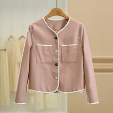デザイン性の高いライダースジャケット【女性用・甘さとクールさを兼ね備えた】