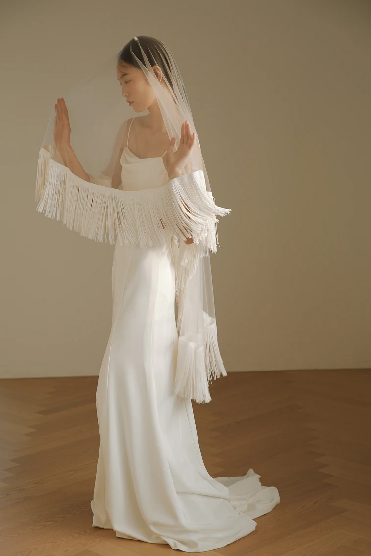 手芸用チュール生地で作るウェディングヴェールの特徴と実用性