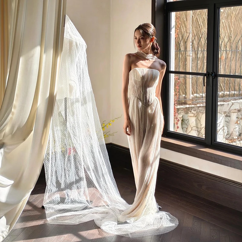 結婚式に着るパンツドレスは、AラインかBラインか？その選び方の本質とは